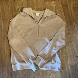 Varley sweatshirt